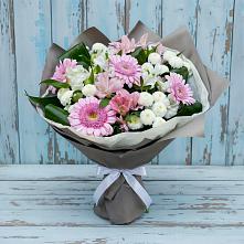 Букет цветов из:  Герберы, Альстромерии и Хризантемы в Жилине
