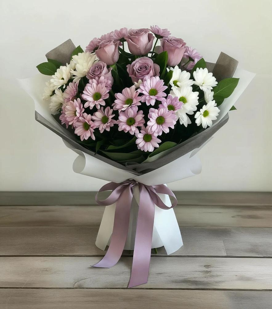 Букет цветов из: Хризантемы и Розы в Жилине