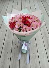 Букет цветов из:  Альстромерии в Жилине