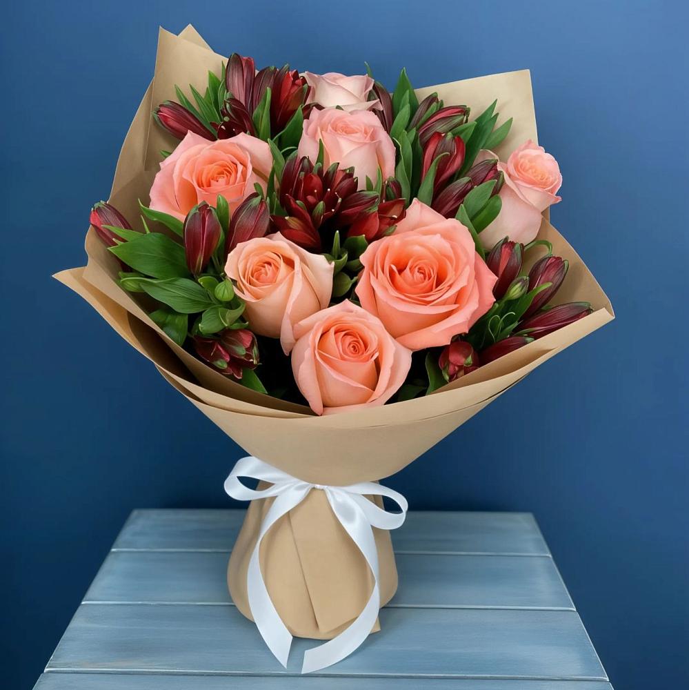 Букет цветов из: Розы и Альстромерии в Жилине