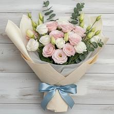 Букет цветов из:  Лизиантусы в Жилине