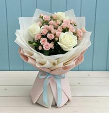 Букет цветов из:  Розы в Жилине