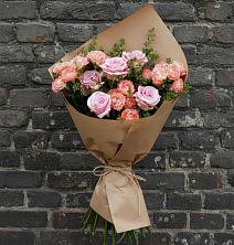 Букет цветов из:  Розы в Жилине