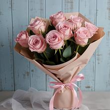 Букет цветов из:  Розы в Жилине