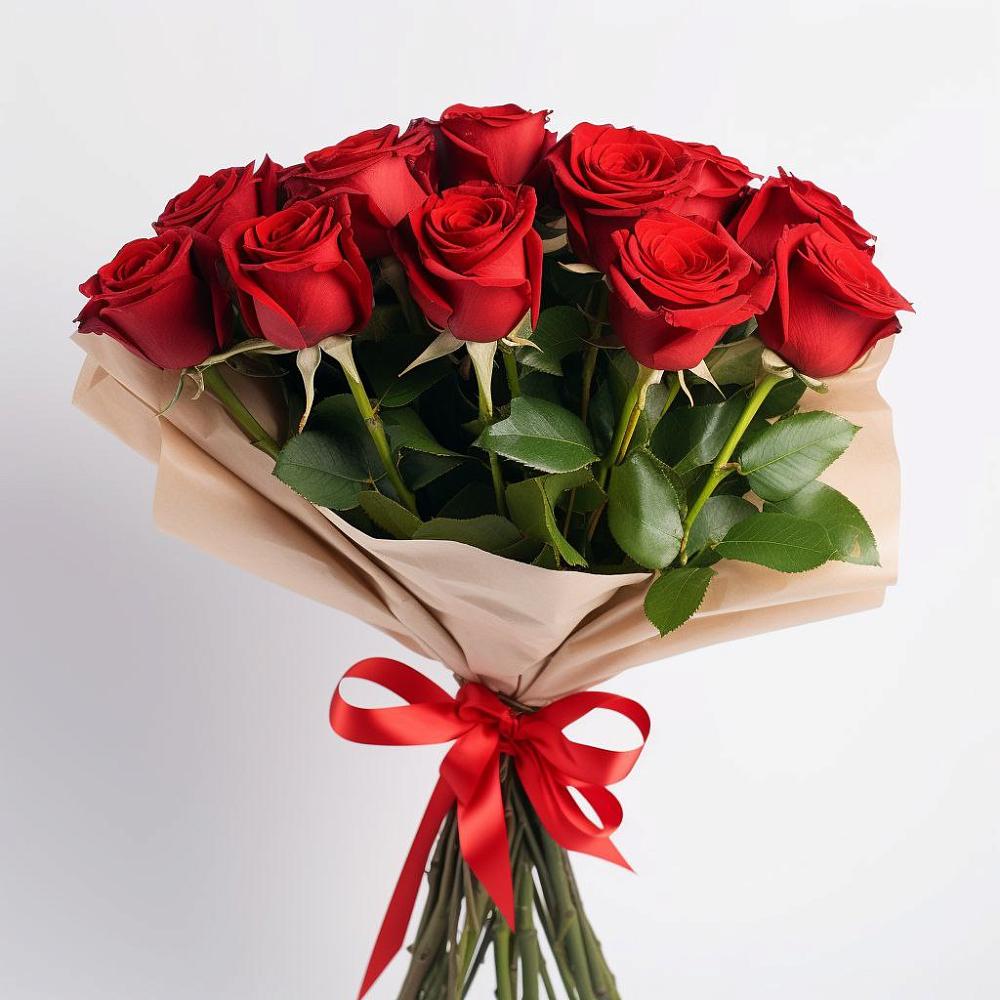 Букет 11 Красных роз Эдлесс Лав в Жилине